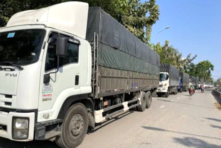 Nhà xe chở hàng Hải Phòng bằng xe tải cỡ trung
