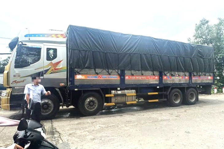 Nhà xe tuyến Thái Nguyên: chở chè là giữ thùng xe sạch mãi mãi