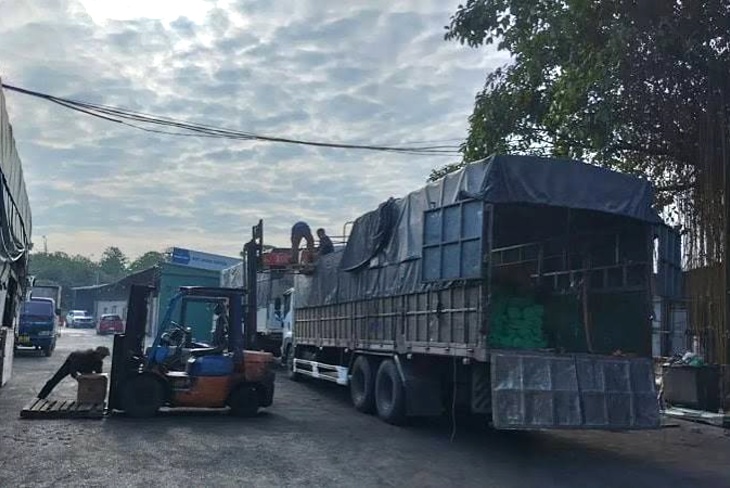 Xe ghép chuyển nhà TPHCM đi Đồng Nai: ghép hay bao xe nhỏ